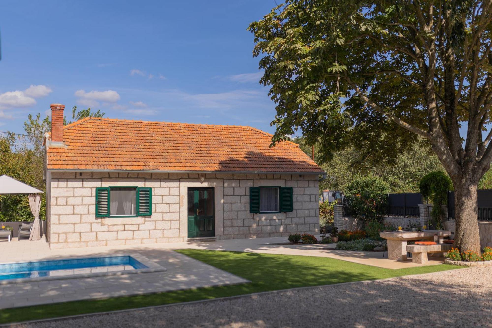 Experience Village Life - Jokini Dvori With Private Pool Pakovo Selo Екстериор снимка