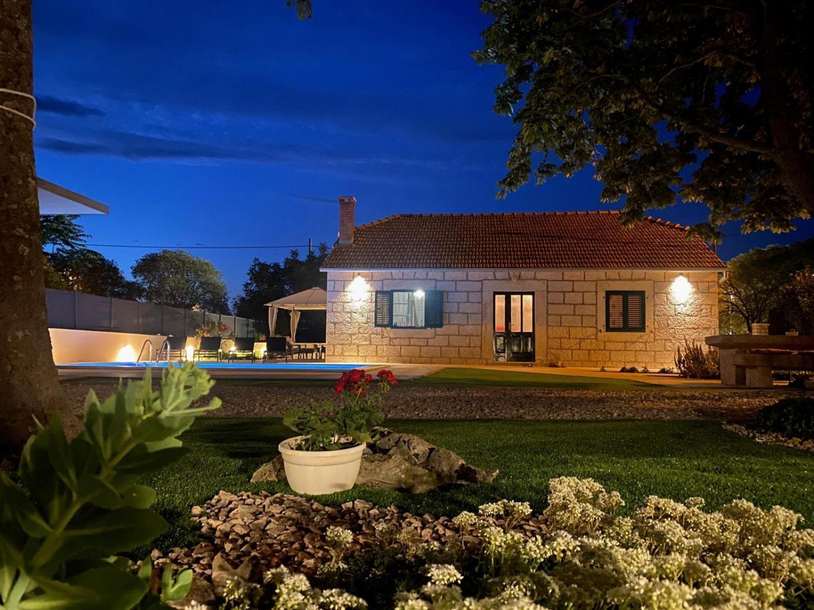 Experience Village Life - Jokini Dvori With Private Pool Pakovo Selo Екстериор снимка